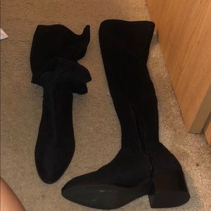 Thigh high Steve Madden “Gabriana” Suade boots